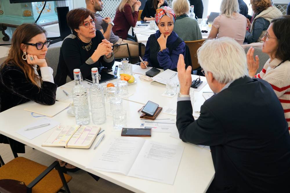 Plenary exchange — Cross‑disciplinary dialogue with camp participants